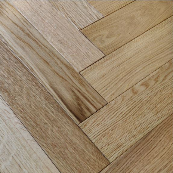 Flooraa Floors houten vloer • Visgraatpatroon • Berlijn